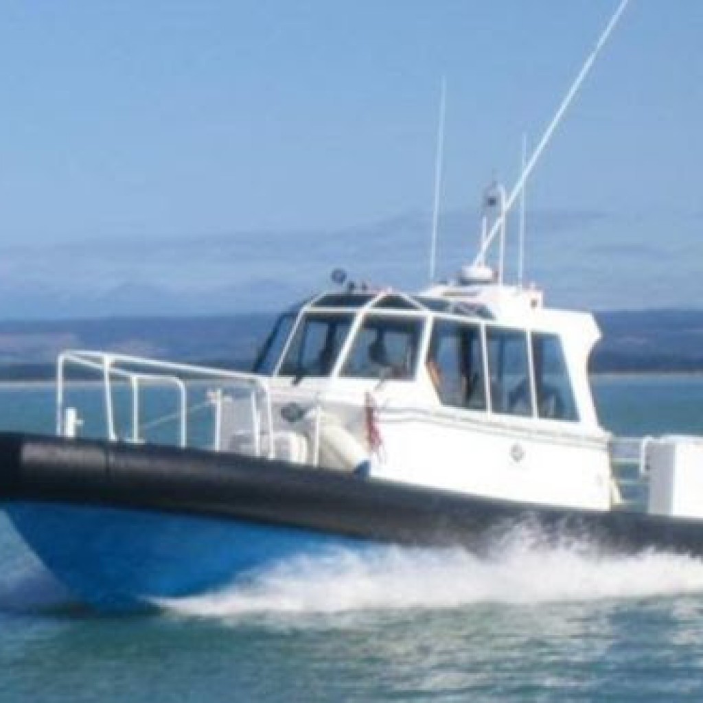 3-42-aluminum-crew-boats-damco-marine-management-inc